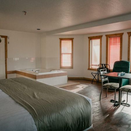 Golden Village Lodge Экстерьер фото